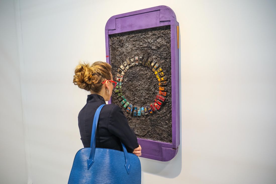 sculpture that looks like an iphone